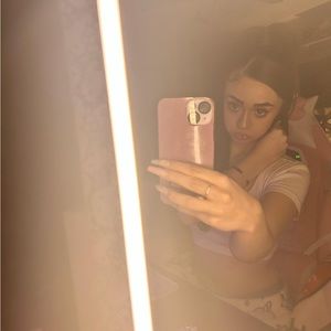 Meet your Posher, Halie